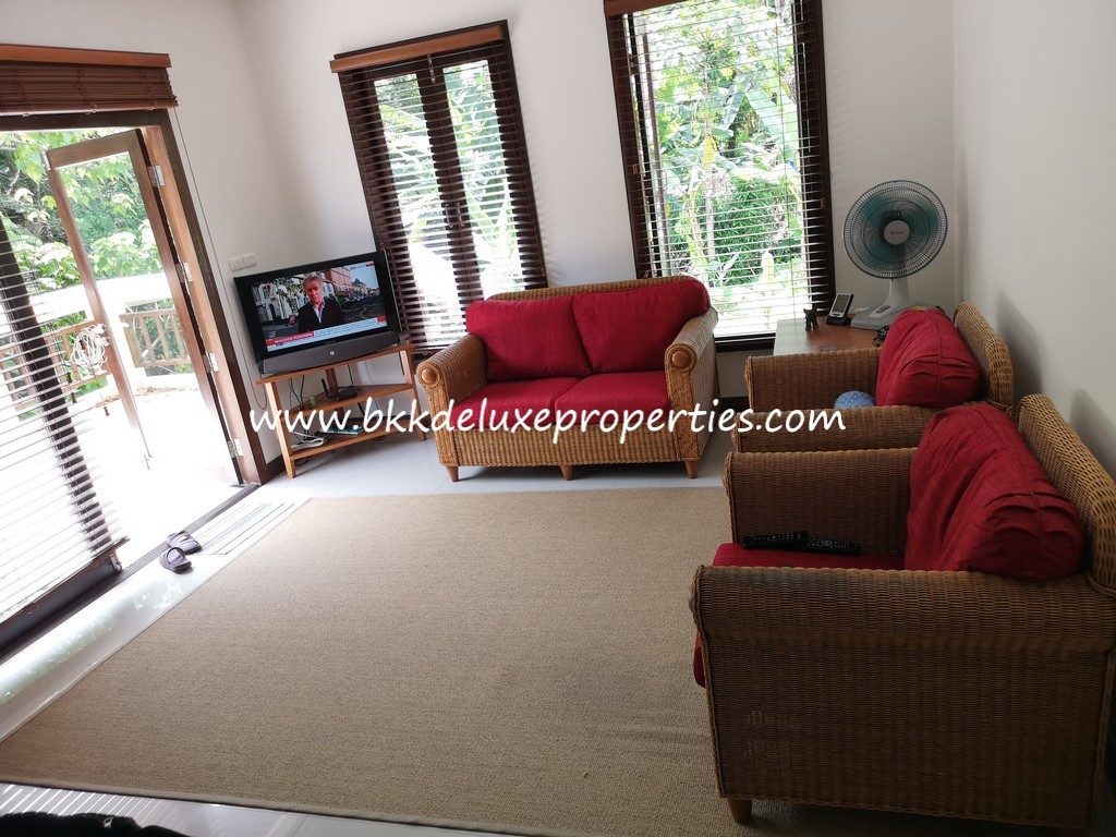 Bkkdeluxe Phuket Patong Town House For Sale. Upstairs Living Room.