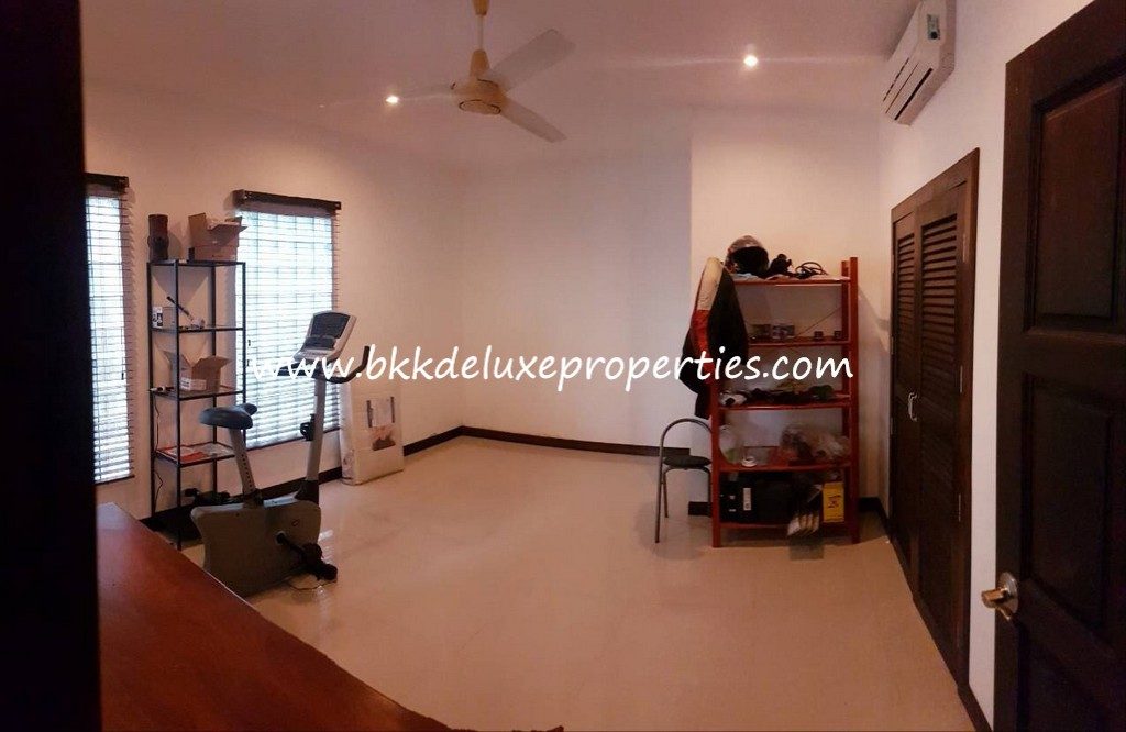 Bkkdeluxe Phuket Patong Town House For Sale. Office / Bedroom.