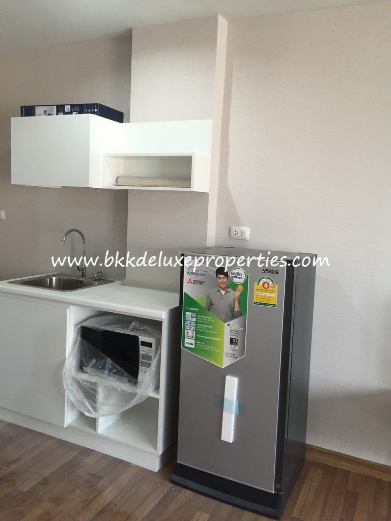 Samut Prakan Beach Condo For Sale. Fridge