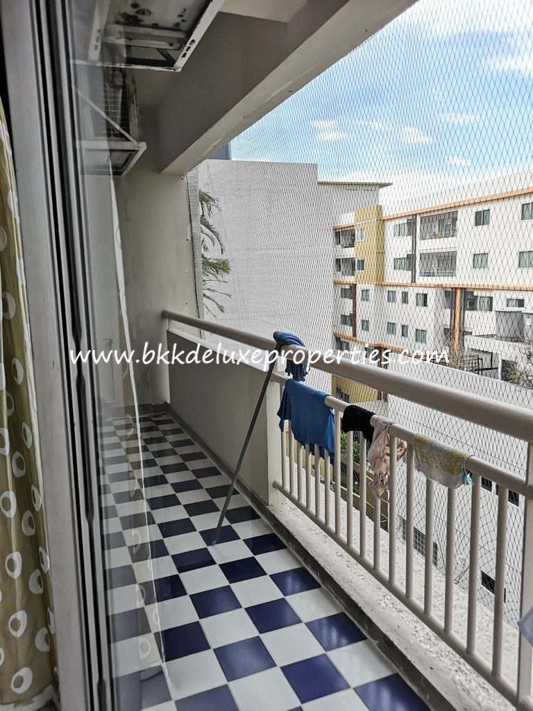 Bangkok Condo For Rent On Pridi 14. Balcony