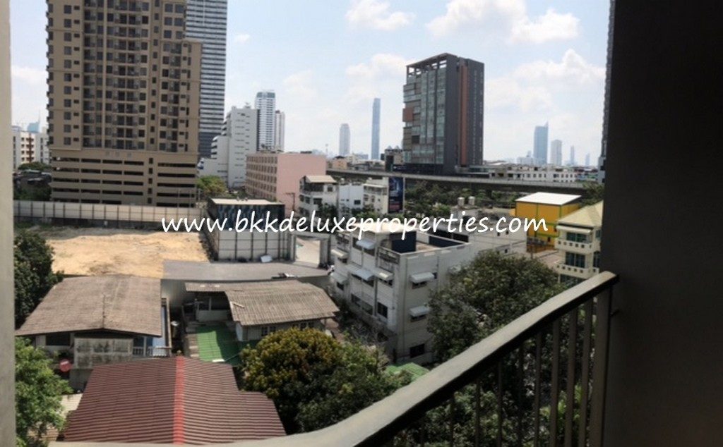 Bangkok Condo For Sale At Wongwian Yai BKKDELUXE