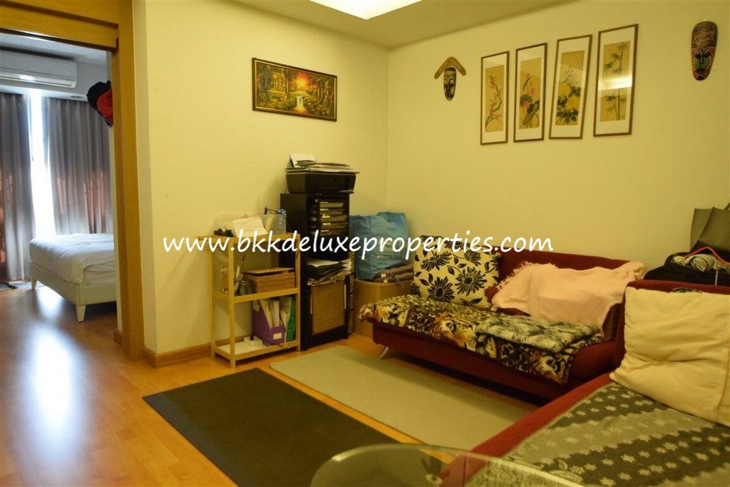 Bangkok One Bedroom On Nut Condo For Rent.Living Room