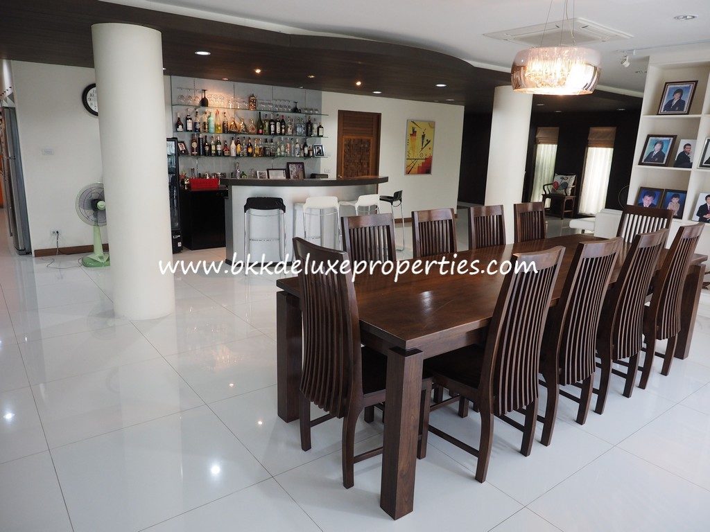 Bangkok Punnawithi House For Sale. Dining Area