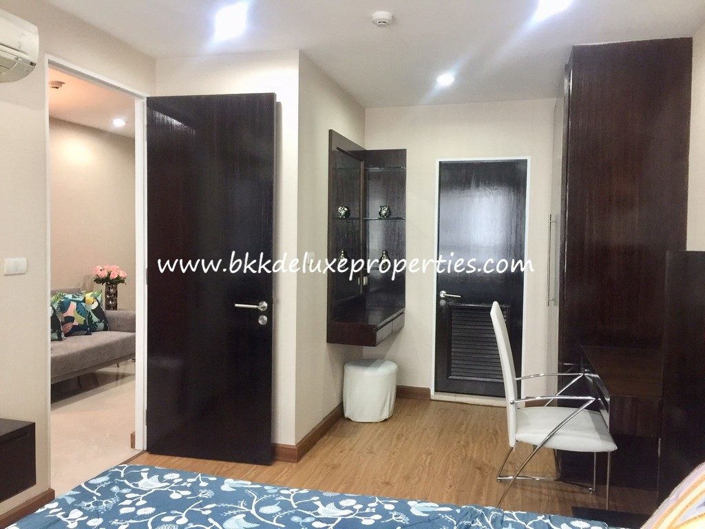 Bangkok Thonglor Rental Condo. Wardrobes