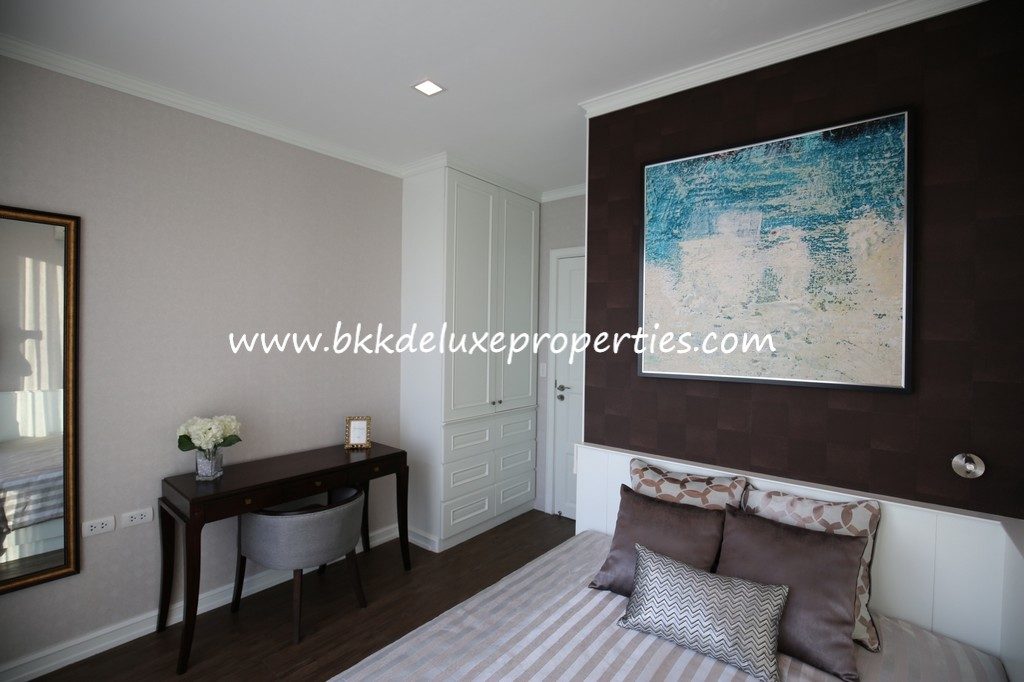 Bangkok Chao Phraya River View Condo For Rent. Third Bedroom