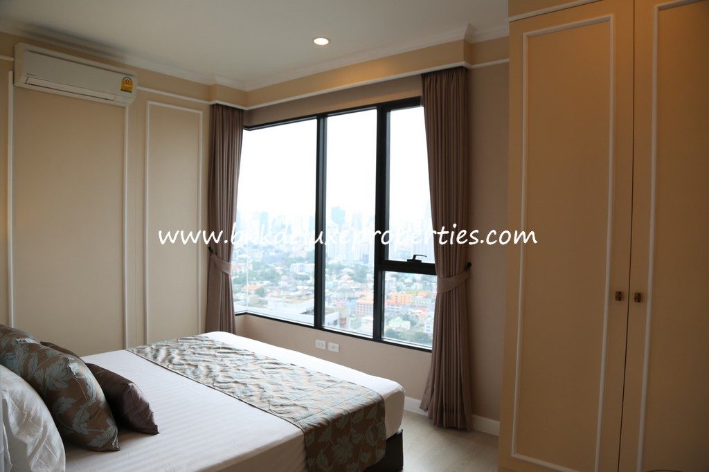 Bangkok Condo For Rent at Thonglor - Phetchaburi. Master Bedroom View