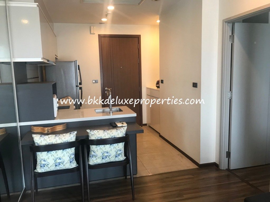 Wyne Sukhumvit. Bkkdeluxe Condo Apartment At Phra Khanong BTS For Rent In Bangkok. Entrance.