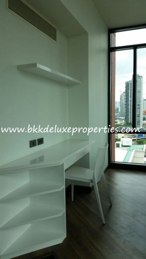 Wyne Sukhumvit. Bkkdeluxe Bangkok Phra Khanong Condo For Rent On Sukhumvit Rd. Bedroom Shelves.