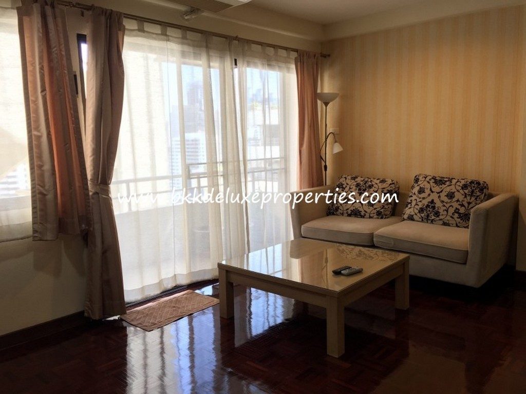 Bkkdeluxe Bangkok One bedroom Condo For Rent Sukhumvit. Balcony.