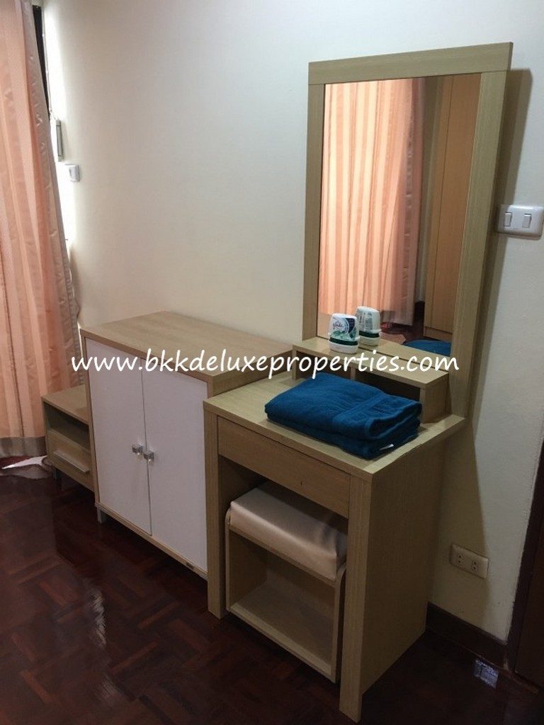 Bkkdeluxe Bangkok One bedroom Condo For Rent Sukhumvit. Dresser.