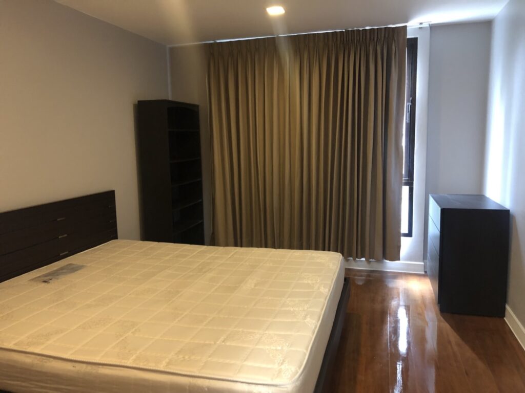 Bkkdeluxe Properties. Prime Mansion. One Bedroom Condo To Rent In Phrom Phong. Double Bed.